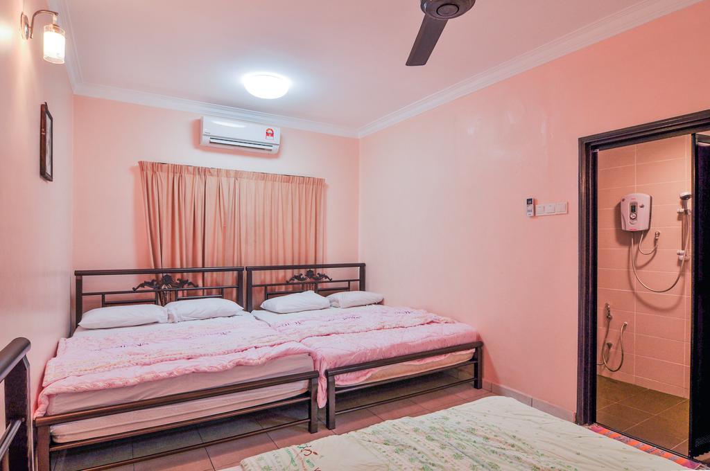 Chin Hua Holiday Home 5 Malacca Esterno foto